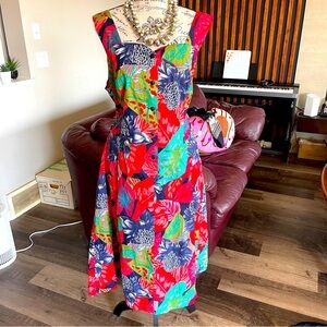 Vintage Made in France Red Leafy 100% Cotton Midi Dress on Size UK 18